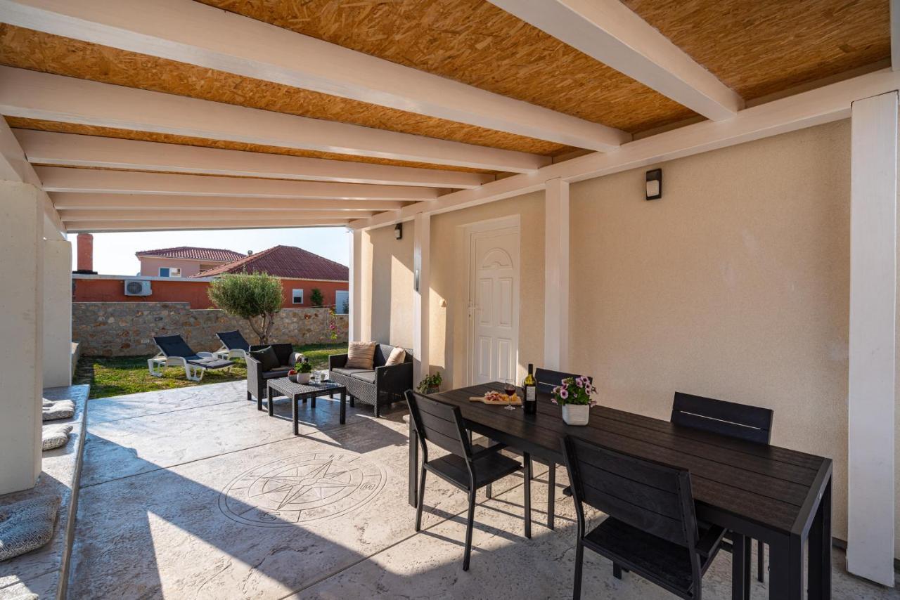 Holiday House Ventum Razanac Bagian luar foto