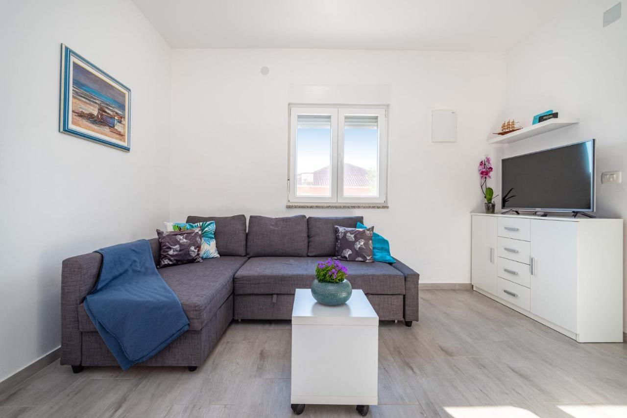 Holiday House Ventum Razanac Bagian luar foto