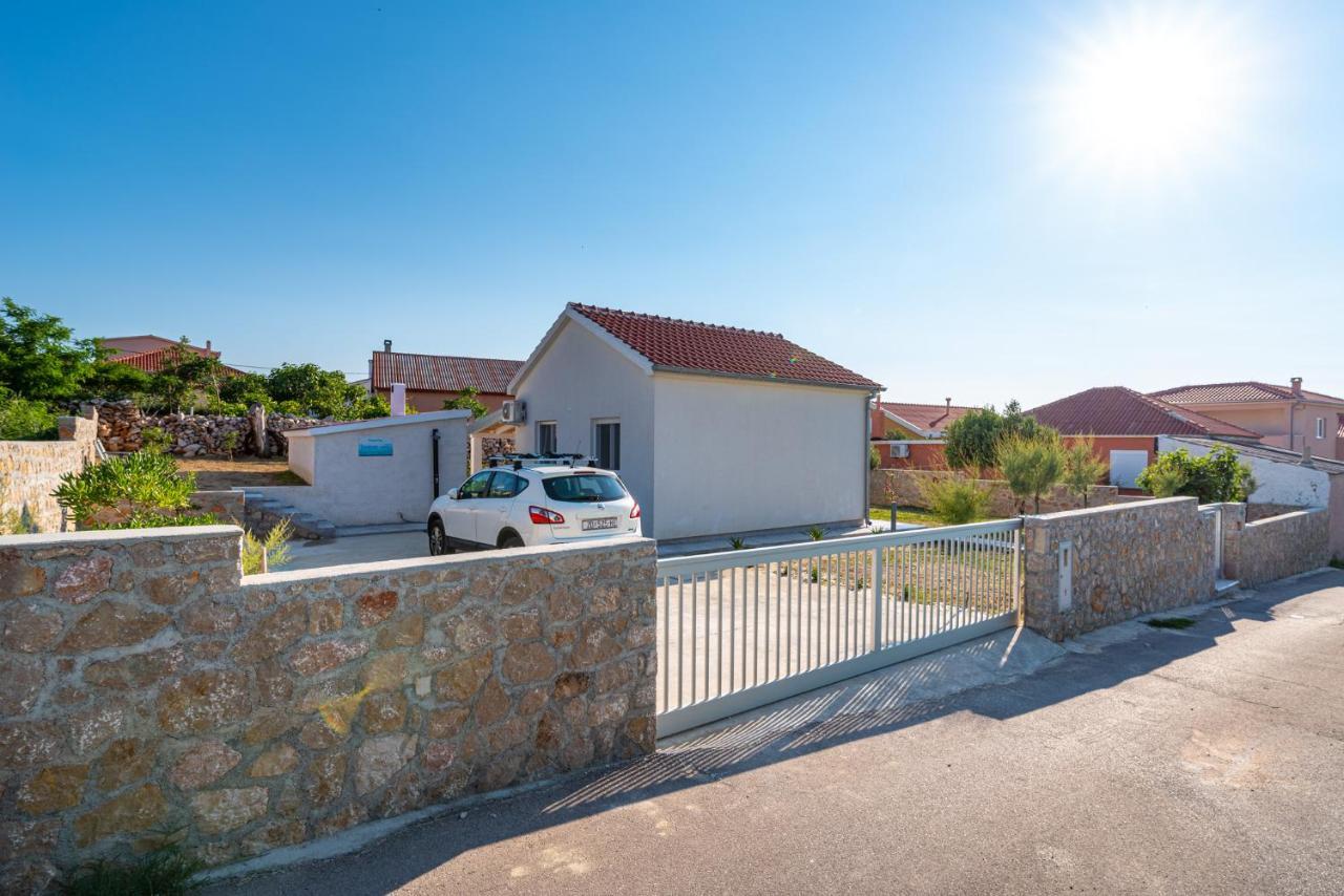 Holiday House Ventum Razanac Bagian luar foto